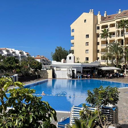 Castle Harbour Los Cristianos Beautiful Studio With Pool View Daire Dış mekan fotoğraf