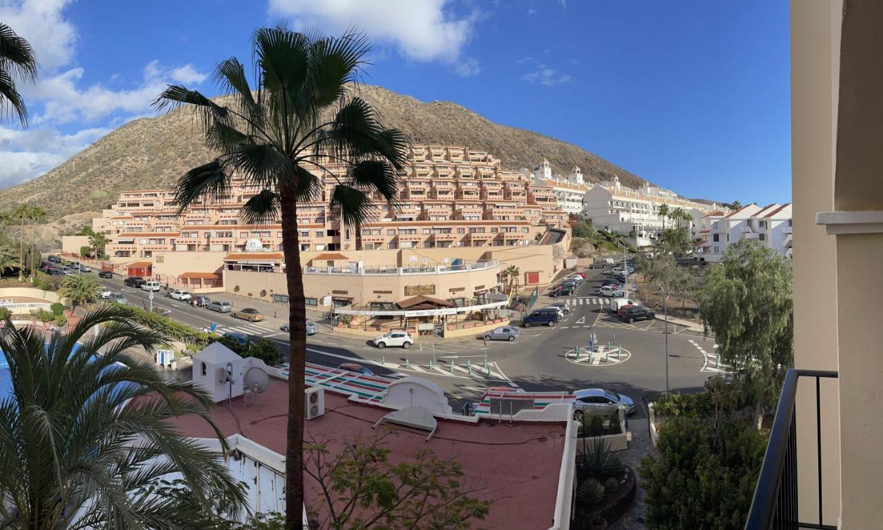 Castle Harbour Los Cristianos Beautiful Studio With Pool View Daire Dış mekan fotoğraf